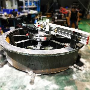 Veľké prenosné nástroje na obrábanie príruby